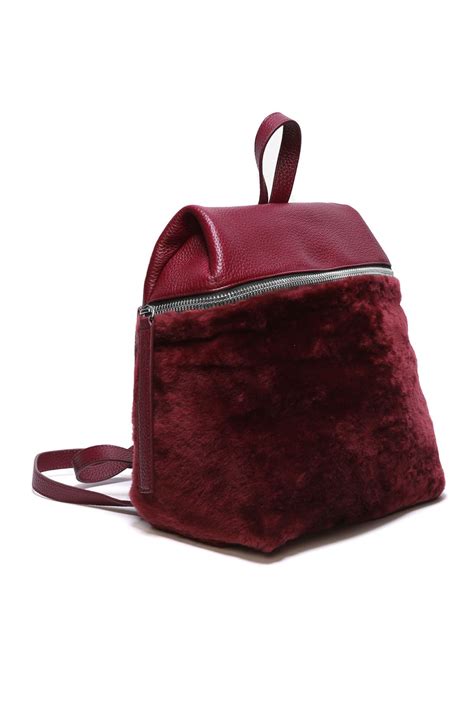 maroon and gold backpack